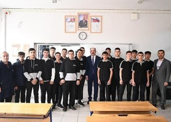 Başkan Altay: “Üniversiteye Hazırlanan Öğrencilerimize Nakdi Desteğin İlk Ödemesini Yaptık”