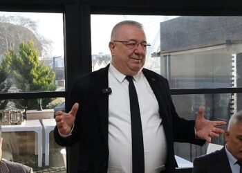 Başkan Ertaş’tan gazetecilerle bir araya geldi