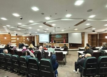 Bornova Belediyesi’nden zeytin üreticilerine destek
