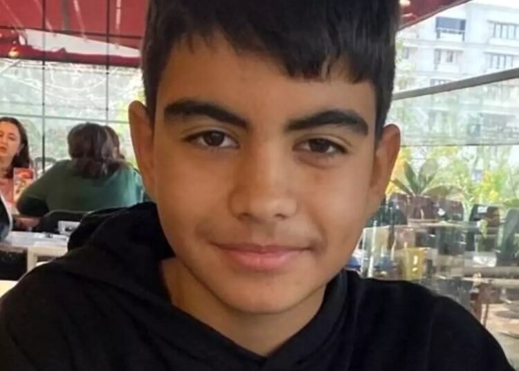 Gebze’de 13 Yaşındaki Çocuk 7. Kattan Düşerek Hayatını Kaybetti