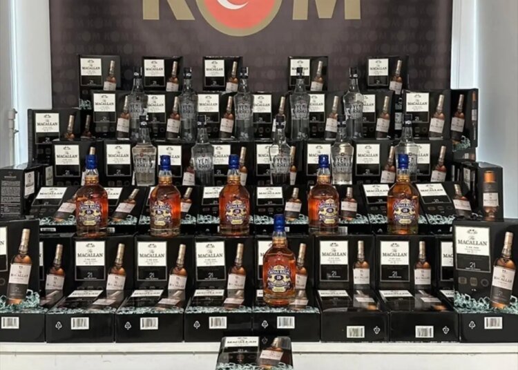 Kocaeli’de 316 Litre Sahte İçki Ele Geçirildi