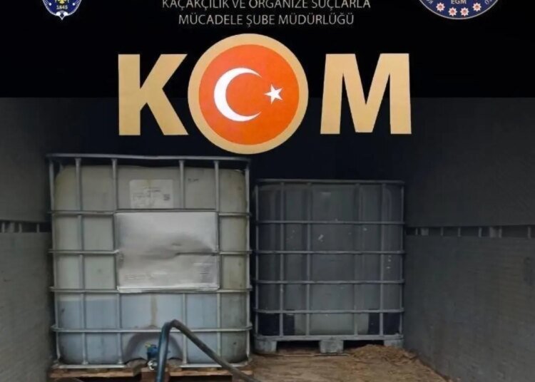 Kocaeli’de 6 Bin Litre Kaçak Akaryakıt Ele Geçirildi