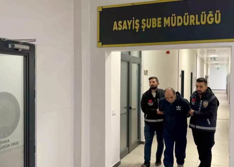 Kocaeli’de Eşini Tabancayla Vuran Şahıs Tutuklandı