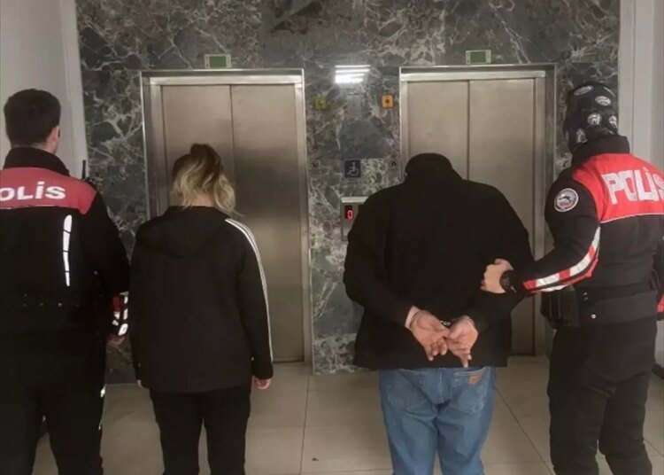 Kocaeli’de Uyuşturucu ile Yakalanan 2 Şüpheli Tutuklandı