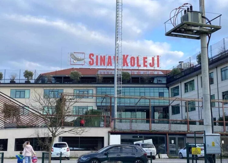 Kocaeli’nde Öğretmene Cinsel İstismar İddiası: Gözaltına Alındı