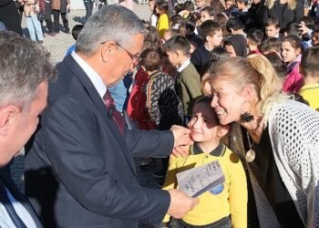 Minik öğrenciden Başkan Topaloğlu’na mektup