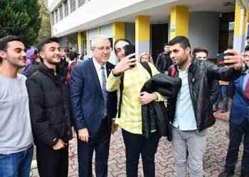 Rektör Budak, “Üniversitemiz Kütüphanesinin, kaynak sayısını 490 binden 8 milyona çıkardık”