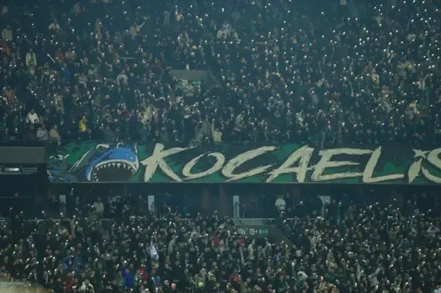 16 yasindaki kocaelispor taraftari metrelerce yuksekten asagiya dustu 0 EqPlLWLA