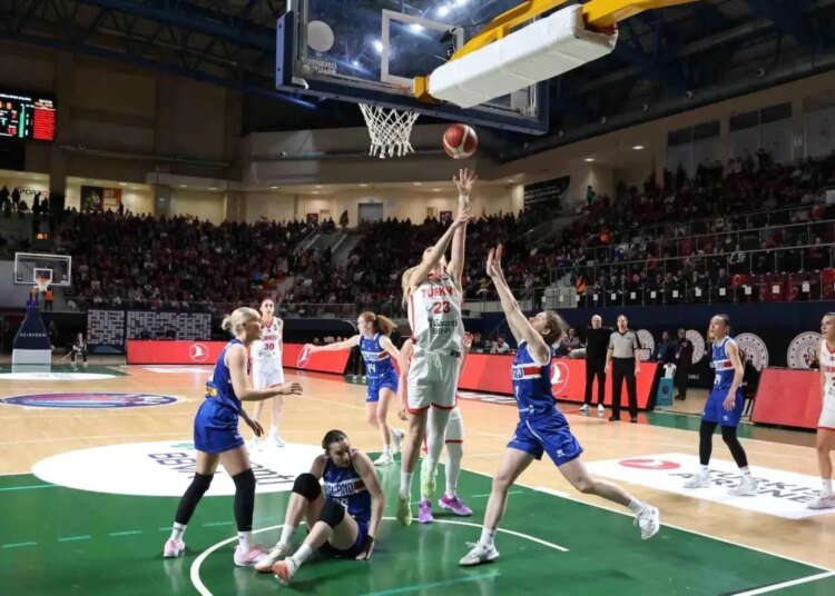 A Milli Kadın Basketbol Takımı, İzlanda’yı Mağlup Etti