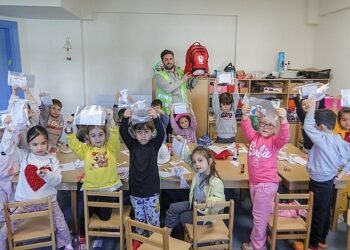 Bayraklı Belediyesinden miniklere deprem bilinci eğitimi