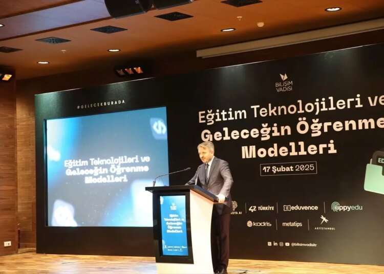 Eduvence: Türkiye’nin Yeni Eğitim Teknolojileri Platformu Tanıtıldı