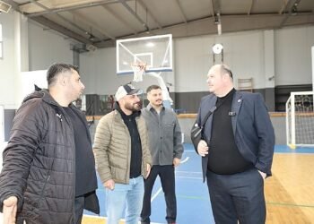 Gümüldür Spor Salonu Yenilendi