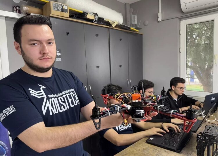 Kocaeli Üniversitesi Öğrencilerinden Kamikaze Dron Tehdidine Karşı Yenilikçi Sistem