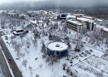 Kocaeli ve Sakarya’da Kar Yağışı Etkisini Sürdürüyor