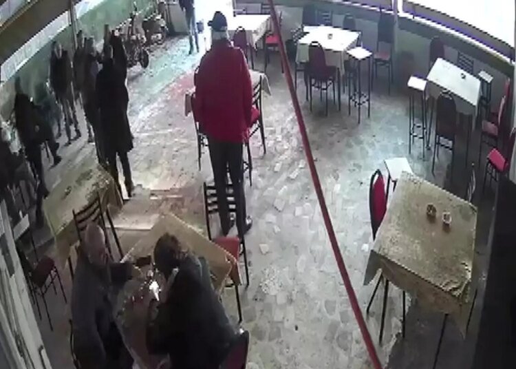 Kocaeli’de Okey Tartışması Silahlı Kavgaya Dönüştü