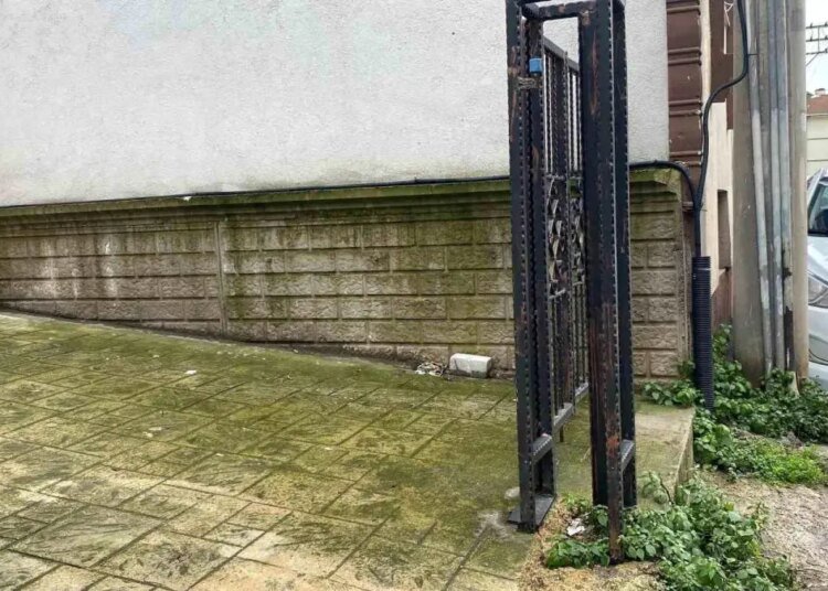 Kocaeli’nde 25 Günlük Bebek Sokakta Terk Edildi