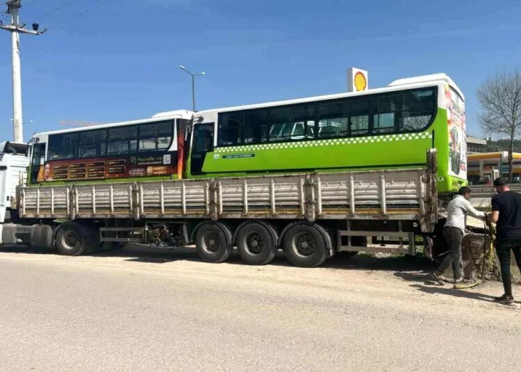 Kocaeli’nin Otobüsü Şam’da Görüntülendi