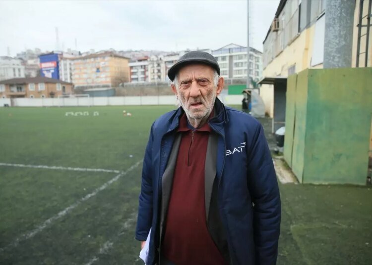 Köfteci İbo: Futbolun Sorgulayıcı Severleri Arasında