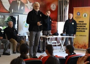 Miniklere orman yangınları ile mücadele eğitimi