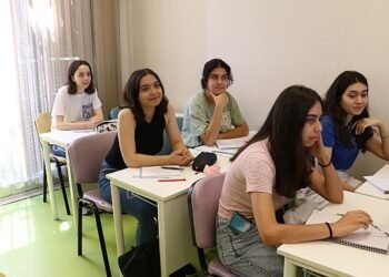 Zeyrek, “öğrencilerimizi eğitim merkezlerimize davet ediyoruz”