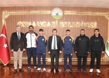 Başkan Aydın, milli sporcuları Dünya Şampiyonası’na uğurladı