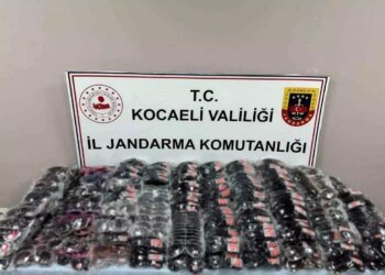 Gölcük’te Sahte Güneş Gözlüğü Operasyonu: 2 Bin Gözlük Ele Geçirildi