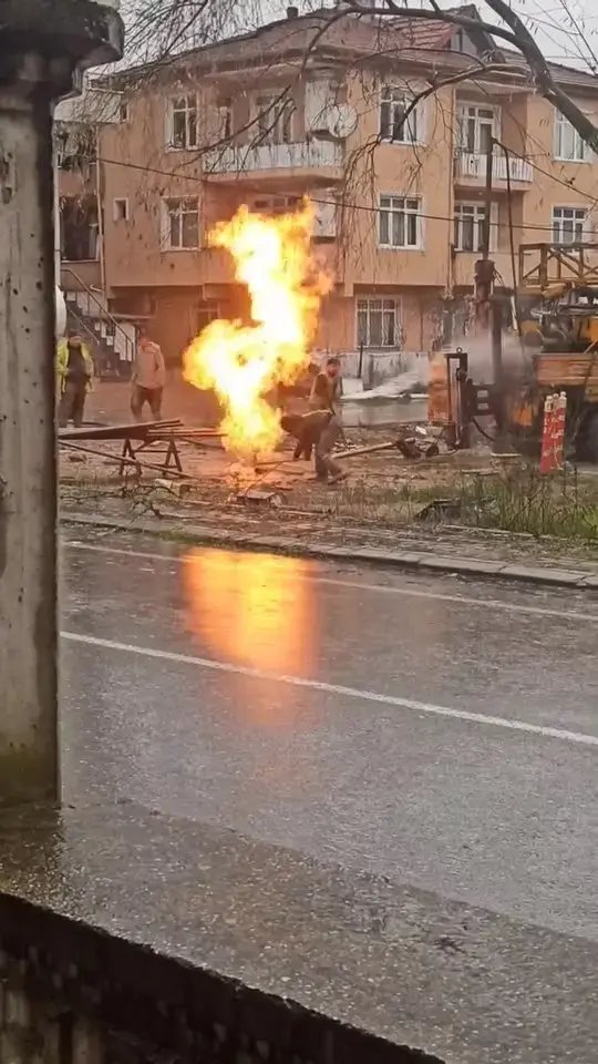 iki ayri yanginla ilgili uzmanindan tum soru isaretlerine yanit 3 P2M524AU