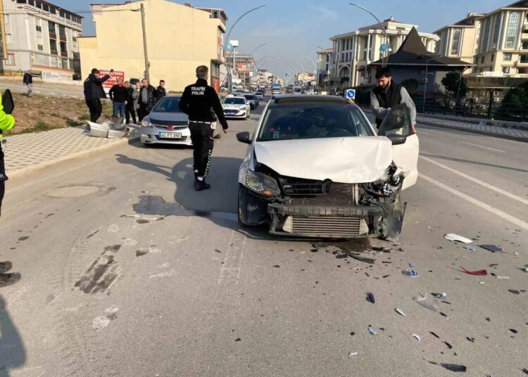 Kocaeli’nin Körfez İlçesinde Trafik Kazası: 1 Yaralı