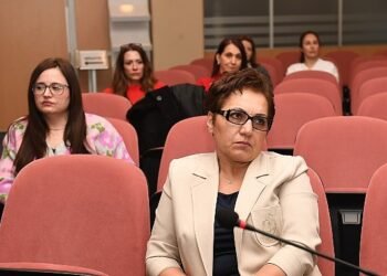 Osmangazi Belediyesi’nden yöneticilere eşitlik eğitimi