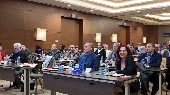 cinli ureticiler ile turk is insanlari istanbulda bir araya geldi 1 5kGhTMhe