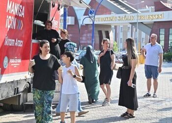 Büyükşehir, YKS Günü Öğrencilerin Yanındaydı