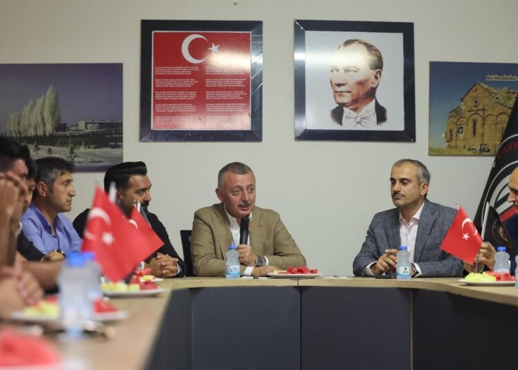 Baskan Buyukakindan Cayirovada STK ziyareti 1