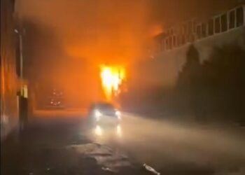 Kimya Fabrikasi Depo Yangini Sonduruldu kocaeli