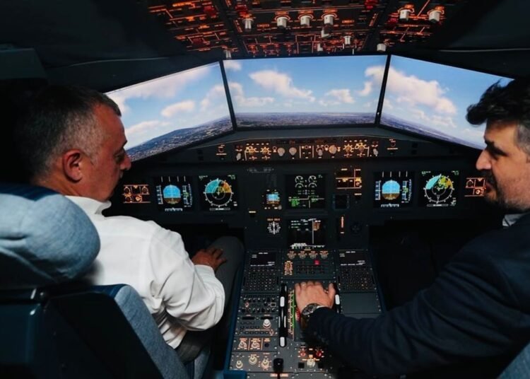 Kocaeli Gelecegin Pilotlarini Yetistirecek file