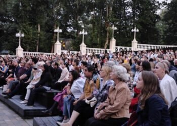 Kocaeli Sehir Tiyatrolari Dunya Sahnesinde file