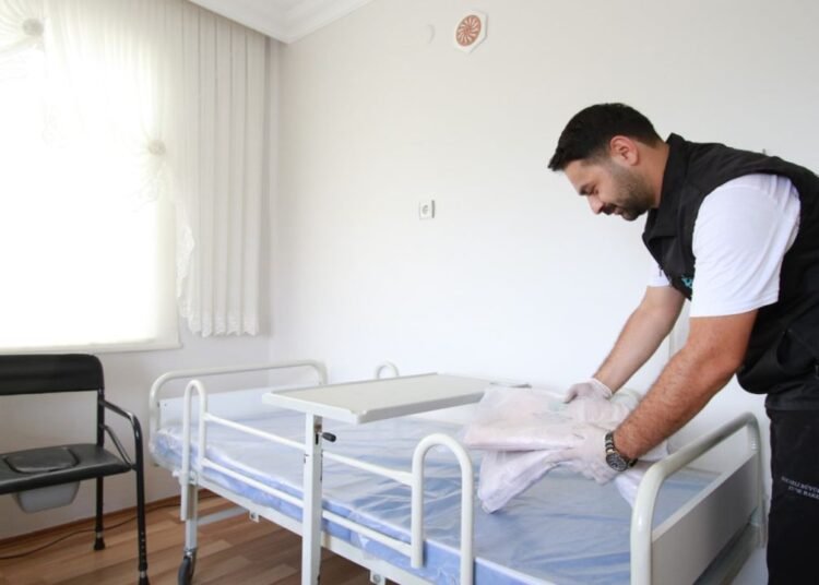 Kocaeliden 15 Bin Vatandasa Hasta Karyolasi file