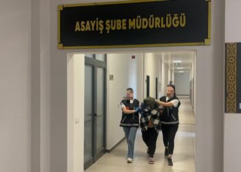 Tartistigi Kocasini Tufekle Vurdu Oldurdu kocaeli