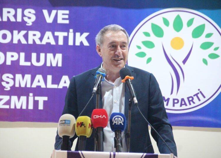 Tuncer Bakirhan Kimsenin surecten kacari yok kocaeli