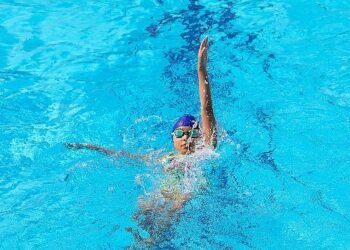 Narlıdere’de Yüzme Kursları Başladı