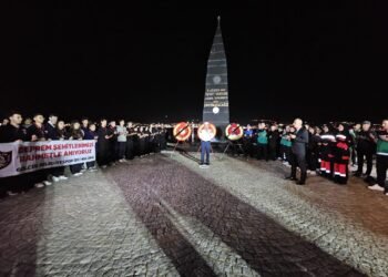 17 Agustos Depremi Golcukte hayatini kaybedenler anildi kocaeli