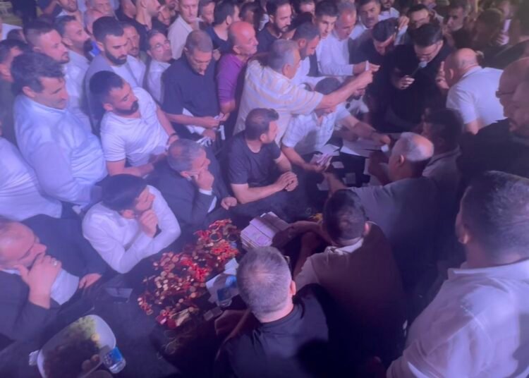 Asiret Dugununde Gelin Damada 20 Milyon Lira 5 Kilo Altin Takildi kocaeli