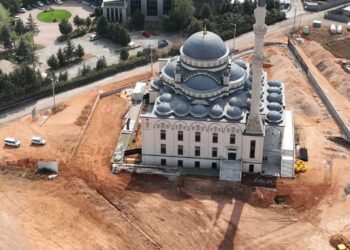 Gebze Tabduk Emre Camiine Buyuksehir eli degiyor file