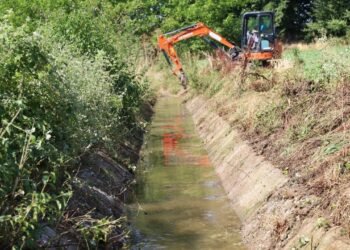 Sulama Kanallarinda Hummali Temizlik Yeni Sezona Hazir file
