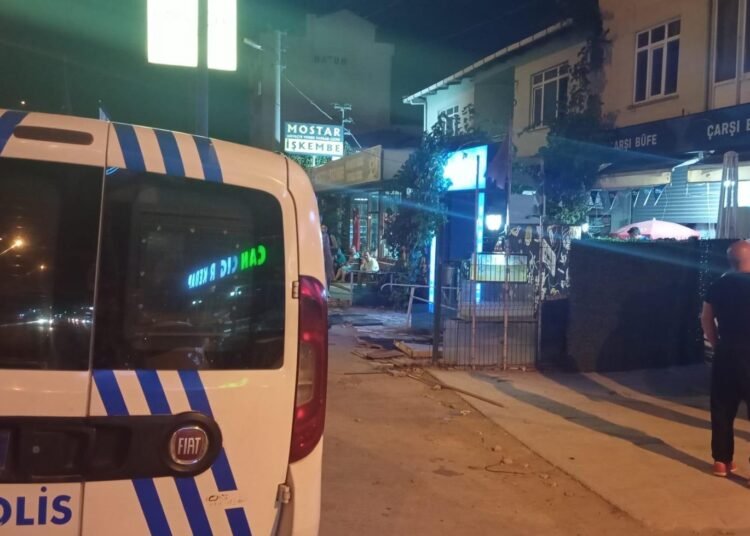 Tatilden dondu dukkanini bos buldu Sok kocaeli