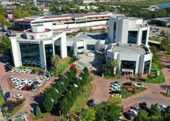 Kocaeli Buyuksehirden dev egitim 48 Milyon TL 16 bin hane file