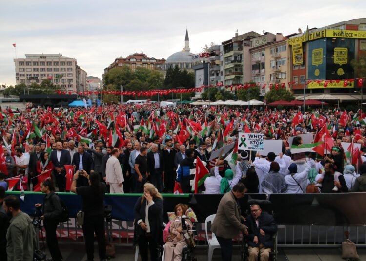 Kocaeli Kuresel Sumud Filosu destek yuruyusu 12kocaeli
