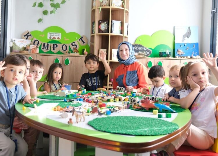 Lokomotif Cocuk Koyu Yeni Doneme Merhaba file