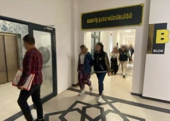 4 evden 860 bin TL ziynet hirsizligina 3 tutuklama 12kocaeli