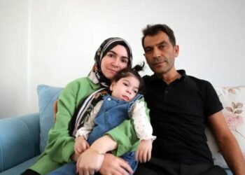 KUVÖZDE DEHŞET: 5 GÜNLÜK BEBEĞE İŞKENCE