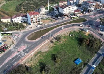 Gebze’de Trafik Dönel Kavşaklarla Rahatlıyor